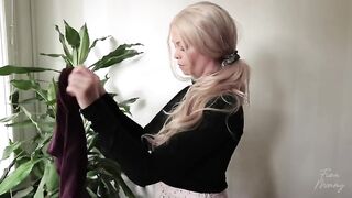 FionaMommy - stepMommy's Risky Sleepover Game