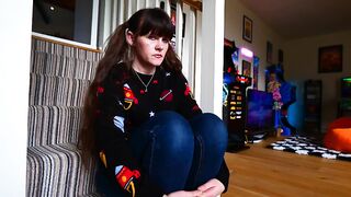 Sydney Harwin – Helping Your Stepsister Over A Breakup